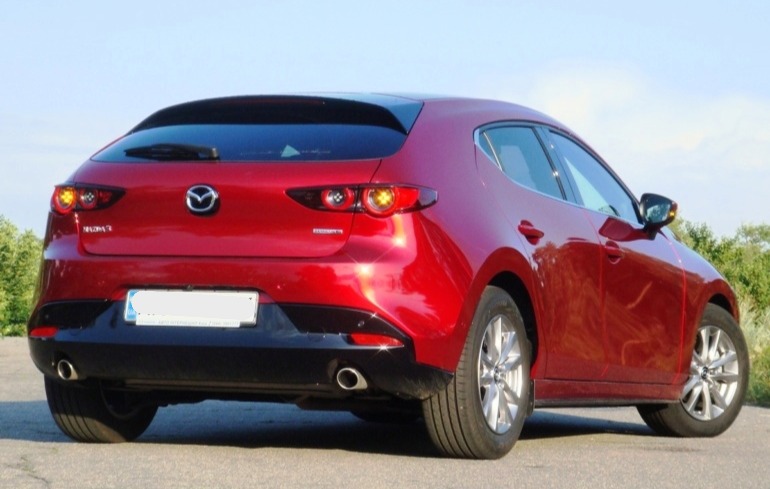 Mazda 3 2019 года