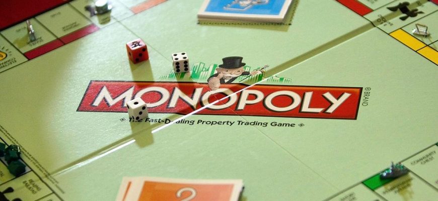 настольная игра Монополия