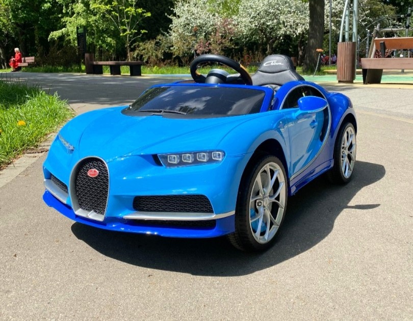 RiverToys Bugatti Chiron HL318