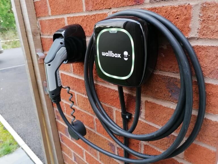 зарядка Wallbox Pulsar Plus