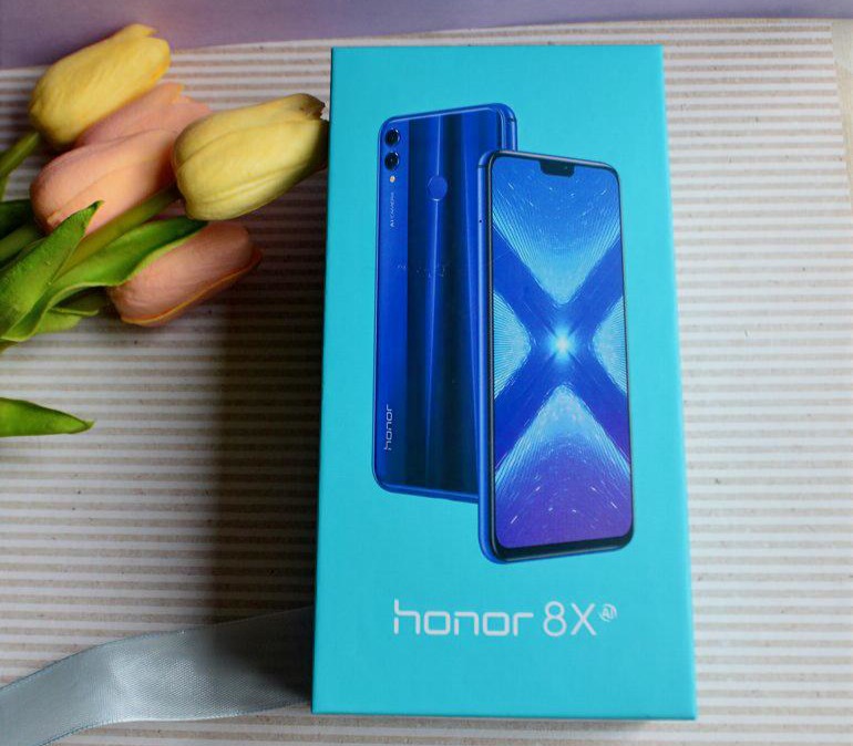 телефон Honor 8X