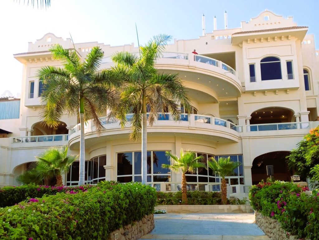Continental Plaza Beach & Aqua Park Resort