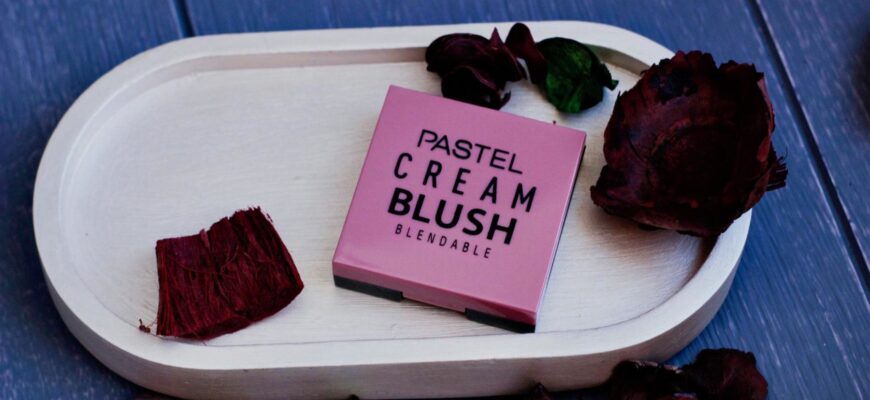 Кремовые румяна PASTEL Profashion Cream Blush Blendable