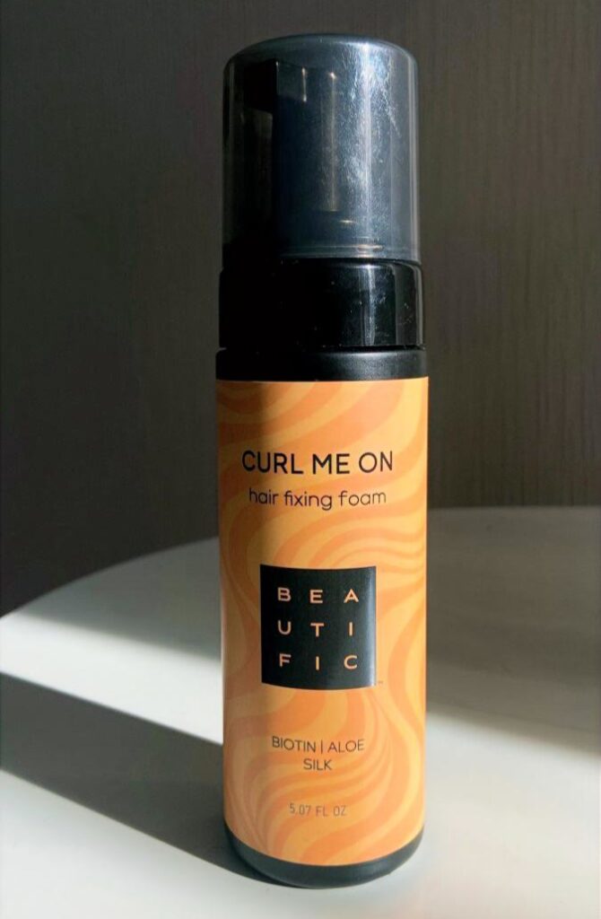 Beautific curl me on hair fixing foam