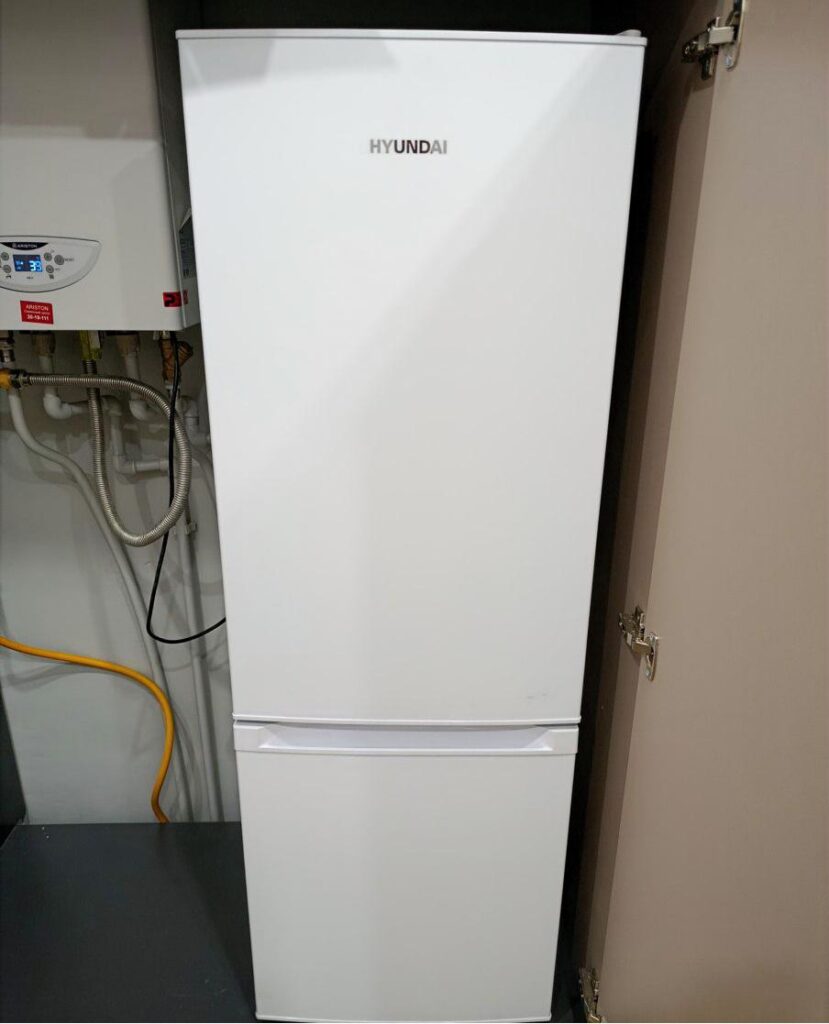 Холодильник HYUNDAI cc2051wt