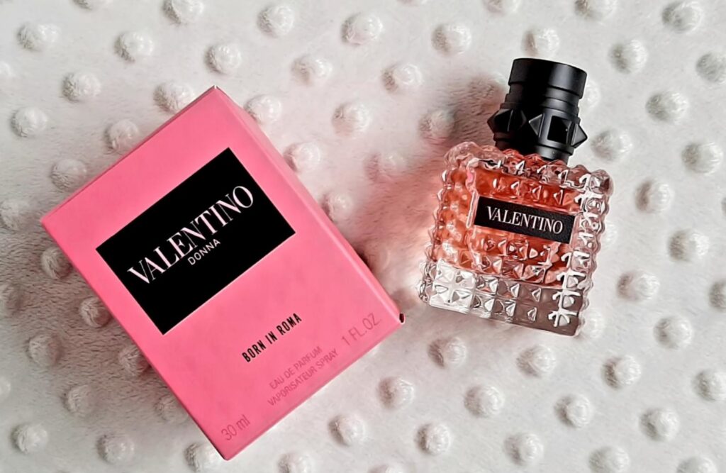 Valentino Donna Born in Roma