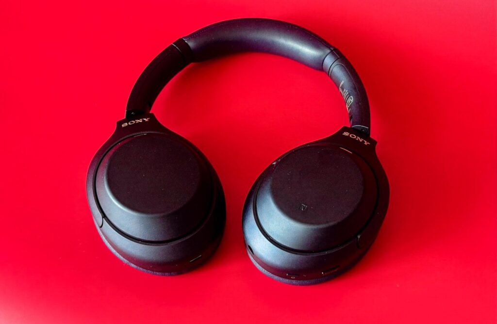Беспроводные наушники Sony WH-1000XM4