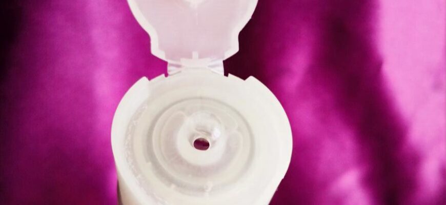 Гель Oriflame Simple joys with organic Pineapple